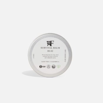 Survival Balm framsida, hästsalva för mungipor och känsliga områden